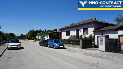 Bungalow mit Keller in wunderschöner Lage. (stark sanierungsbedürfig). Viel Potential, ca. 5KM bzw. 10min vom Neufeldersee ! Bungalow mit Keller in wunderschöner Lage. (stark sanierungsbedürfig). Viel Potential, ca. 5KM bzw. 10min vom Neufeldersee !