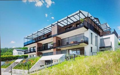 Krumpendorf am Wörthersee - Einzigartige Eigentumswohnung mit Pool und Seeblick | Krumpendorf am Wörthersee - unique apartment with pool and sea view Krumpendorf am Wörthersee - Einzigartige Eigentumswohnung mit Pool und Seeblick | Krumpendorf am Wörthersee - unique apartment with pool and sea view