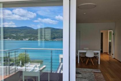 Schiefling - Penthouse Wohnung mit Seeblick und Privatstrand am Wörthersee Schiefling - Penthouse Wohnung mit Seeblick und Privatstrand am Wörthersee