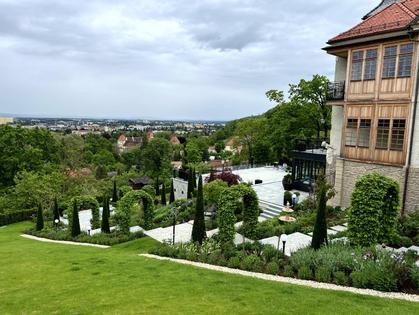 Alt-Eggenberg - Historische Villa mit atemberaubendem Stadt- und Uhrturmblick | Old-Eggenberg - Historic villa with breathtaking views of the city and clock tower Alt-Eggenberg - Historische Villa mit atemberaubendem Stadt- und Uhrturmblick | Old-Eggenberg - Historic villa with breathtaking views of the city and clock tower