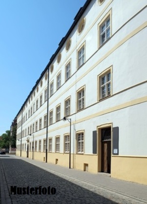 Häuser in 2740 Münster