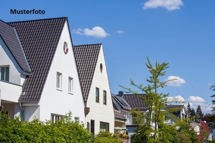 Häuser in 8106 Regensdorf