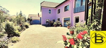 15348 - Zweifamilienhaus in gepflegter Wohngegend