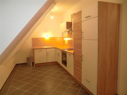 15327 -102 m² Wohnfläche, 51 m² Dachterrasse mit Blick in die Weinberge!