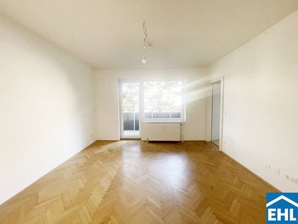 3-Zimmer-Wohntraum mit Balkon in zentraler Lage 3-Zimmer-Wohntraum mit Balkon in zentraler Lage