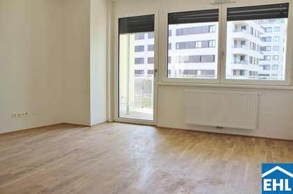 Schöne 2 Zimmer Wohnung mit Balkon in zentraler Lage Schöne 2 Zimmer Wohnung mit Balkon in zentraler Lage
