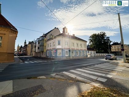 300 m² Büro- / Wohn- / Geschäftshaus in bester Lage! 
mit Ausbau-Potential