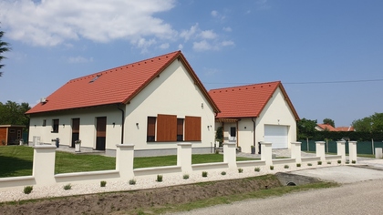 Häuser in 9437 Hegykó