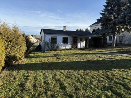kleines, renovierungsbedürftiges Wohnhaus auf schönem Grundstück in Bestlage zu verkaufen