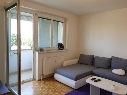 Moderne Zweizimmerwohnung mit Loggia und Kellerabteil