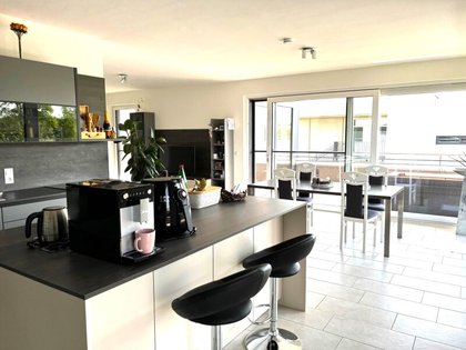 Modernes Penthouse mit eigenem Liftzugang direkt in die Wohnung und dreiseitiger Dachterrasse mit Wintergarten