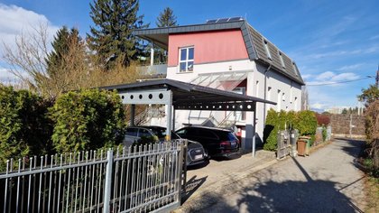 Stadtvilla im Grünen am Sackgassenende Stadtvilla im Grünen am Sackgassenende