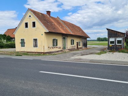 Häuser in 8472 Straß in Steiermark