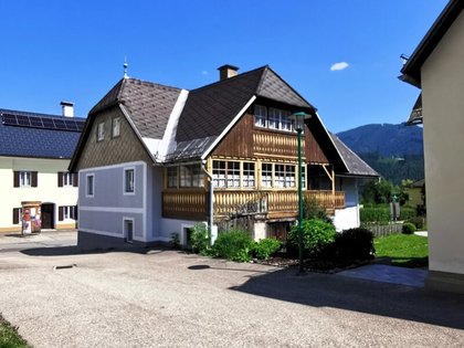 Teilsaniertes, historisches Wohnhaus mitten in Aflenz Kurort Teilsaniertes, historisches Wohnhaus mitten in Aflenz Kurort