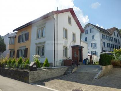 Häuser in 8212 Neuhausen am Rheinfall