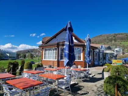Gastgewerbe in 5734 Reinach