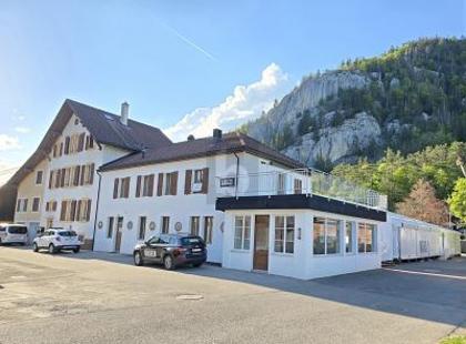 Gastgewerbe in 2114 Fleurier