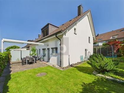Häuser in 8832 Wollerau