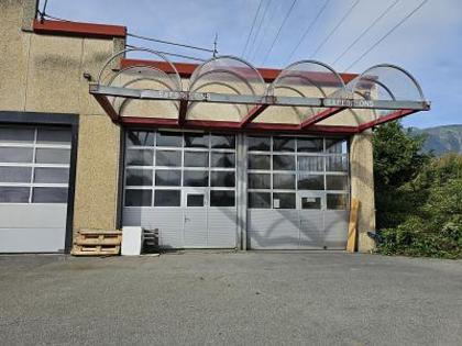 Hallen / Lager / Produktion in 1955 Saint-Pierre-de-Clages