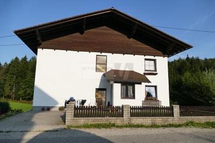 Häuser in 5242 Sankt Johann am Walde