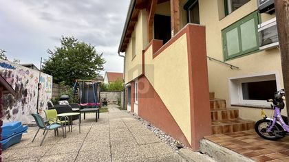RENOVIERT IN TOP SIEDLUNGSRUHELAGE MIT 2 GETRENNTEN EINHEITEN RENOVIERT IN TOP SIEDLUNGSRUHELAGE MIT 2 GETRENNTEN EINHEITEN