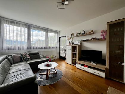SANIERT IN ZENTRALER LAGE MIT BALKON! SANIERT IN ZENTRALER LAGE MIT BALKON!