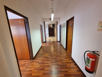 GEPFLEGTES BÜROHAUS IN TOP INFRASTRUKTUR GEPFLEGTES BÜROHAUS IN TOP INFRASTRUKTUR