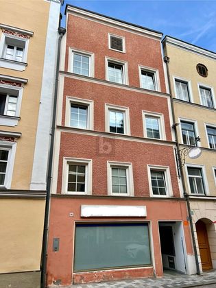 MITTEN IM ZENTRUM GUT VERMIETET MIT ZUSÄTZLICHEM POTENTIAL! MITTEN IM ZENTRUM GUT VERMIETET MIT ZUSÄTZLICHEM POTENTIAL!