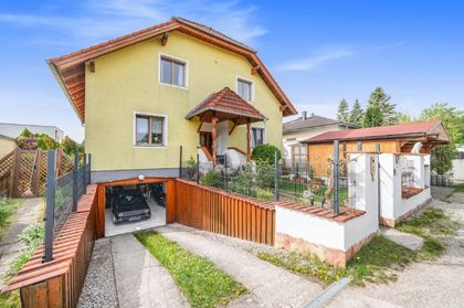 VIEL PLATZ FÜR EIN BIS ZWEI FAMILIEN - RUHELAGE MIT GARTEN NACH SÜDEN VIEL PLATZ FÜR EIN BIS ZWEI FAMILIEN - RUHELAGE MIT GARTEN NACH SÜDEN