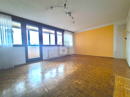 ZENTRAL & FÜR FAMILIEN IDEAL ZENTRAL & FÜR FAMILIEN IDEAL