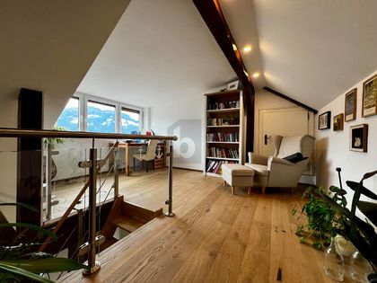 FRISCH SANIERT! ZENTRUMSLAGE MIT BALKON FRISCH SANIERT! ZENTRUMSLAGE MIT BALKON
