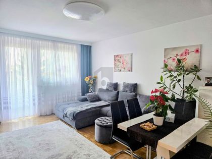 ELEGANT MÖBLIERT, MODERNISIERT UND PERFEKT GESCHNITTEN, MIT BALKON, TIEFGARAGENPLATZ UND VIEL KOMFORT ELEGANT MÖBLIERT, MODERNISIERT UND PERFEKT GESCHNITTEN, MIT BALKON, TIEFGARAGENPLATZ UND VIEL KOMFORT