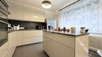 Preisreduktion! IN TOP RUHELAGE MIT VOLLKELLER UND MODERNISIERTEM WOHNRAUM