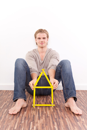 Zuschlagen: 3-Zimmer-Wohnung im 3. OG Zuschlagen: 3-Zimmer-Wohnung im 3. OG