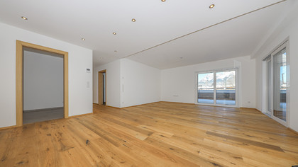 Exklusive Neubauwohnung in zentraler Lage mit Kaiserblick Exklusive Neubauwohnung in zentraler Lage mit Kaiserblick