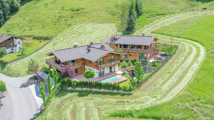 Luxus-Gartenwohnung mit Pool in absoluter Toplage Luxus-Gartenwohnung mit Pool in absoluter Toplage