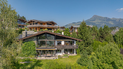 Landhausvilla in einmaliger Aussichtslage Landhausvilla in einmaliger Aussichtslage