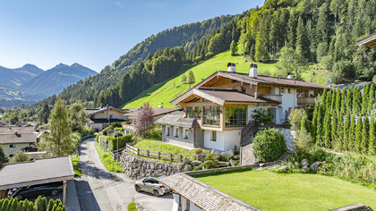 Exklusives Landhaus in traumhafter & unverbaubarer Aussichtslage