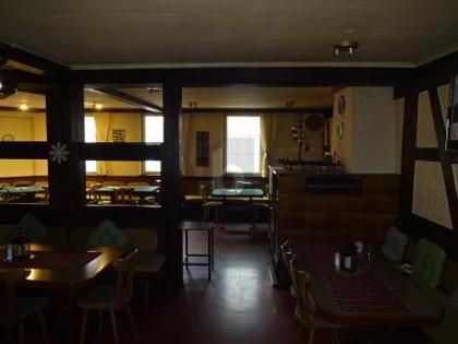 Gastgewerbe in 70327 Untertürkheim