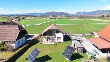 Grünes Familiendomizil am Klopeinersee: Sonnenverwöhnt und umweltfreundlich