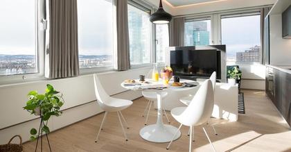 PRESTIGE SERVICED APARTMENT LUXUS FULL FURNISHED