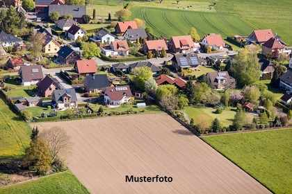 Häuser in 95158 Kirchenlamitz