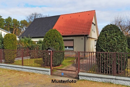 Häuser in 33689 Sennestadt