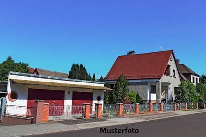 Häuser in 04895 Burxdorf