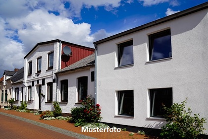 Häuser in 32469 Petershagen