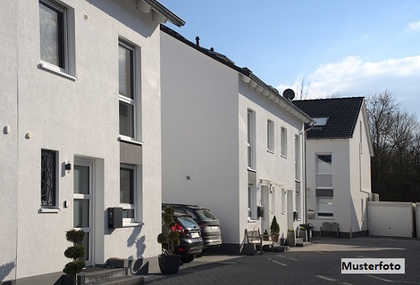 Häuser in 01108 Marsdorf