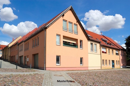 Häuser in 76534 Varnhalt