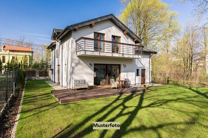 Häuser in 01108 Marsdorf