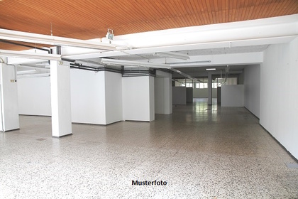 Hallen / Lager / Produktion in 55768 Weiersbach