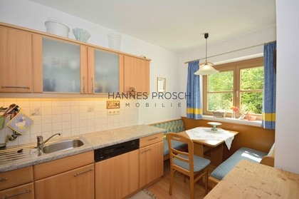 Gepflegte Maisonettenwohnung mit drei Schlafzimmern in Oberndorf Gepflegte Maisonettenwohnung mit drei Schlafzimmern in Oberndorf